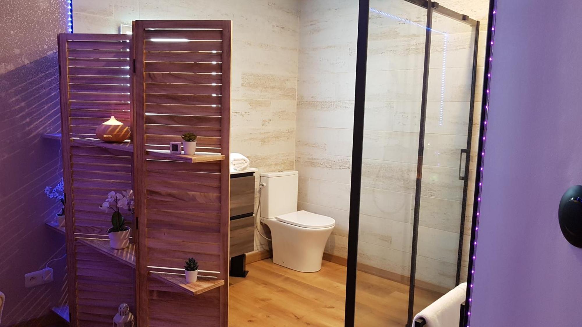 Puisserguier Love Room Jaccuzi المظهر الخارجي الصورة